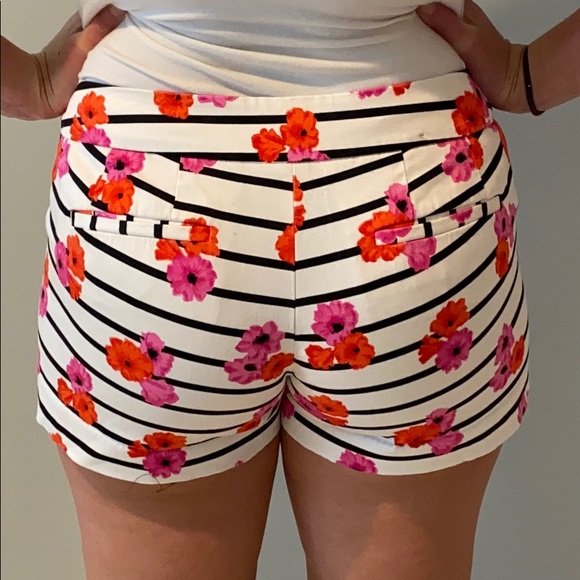 Shorts - Picture 2 of 2